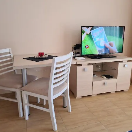 Apart Hotel Aqua Dreams Свети Влас Екстериор снимка